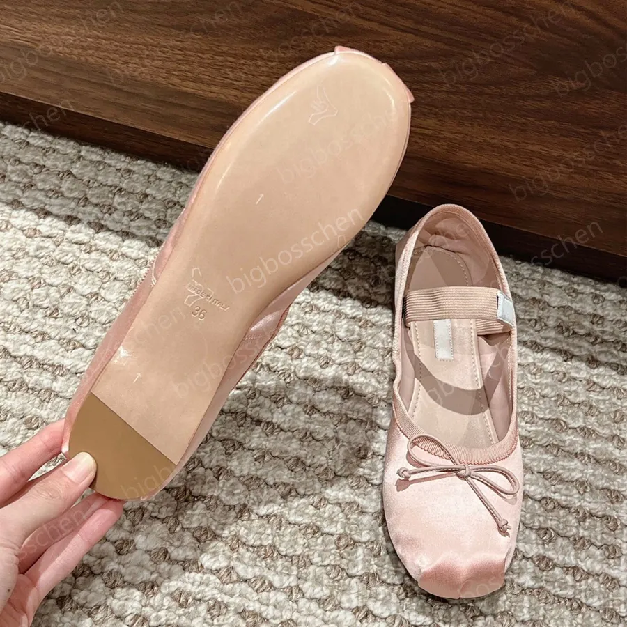 Luxe Bow Soie Bout Rond Femmes Ballet Chaussures Plates Sangle Bateau Chaussures De Créateur Bas Mary Jane Confortable Rétro Ban