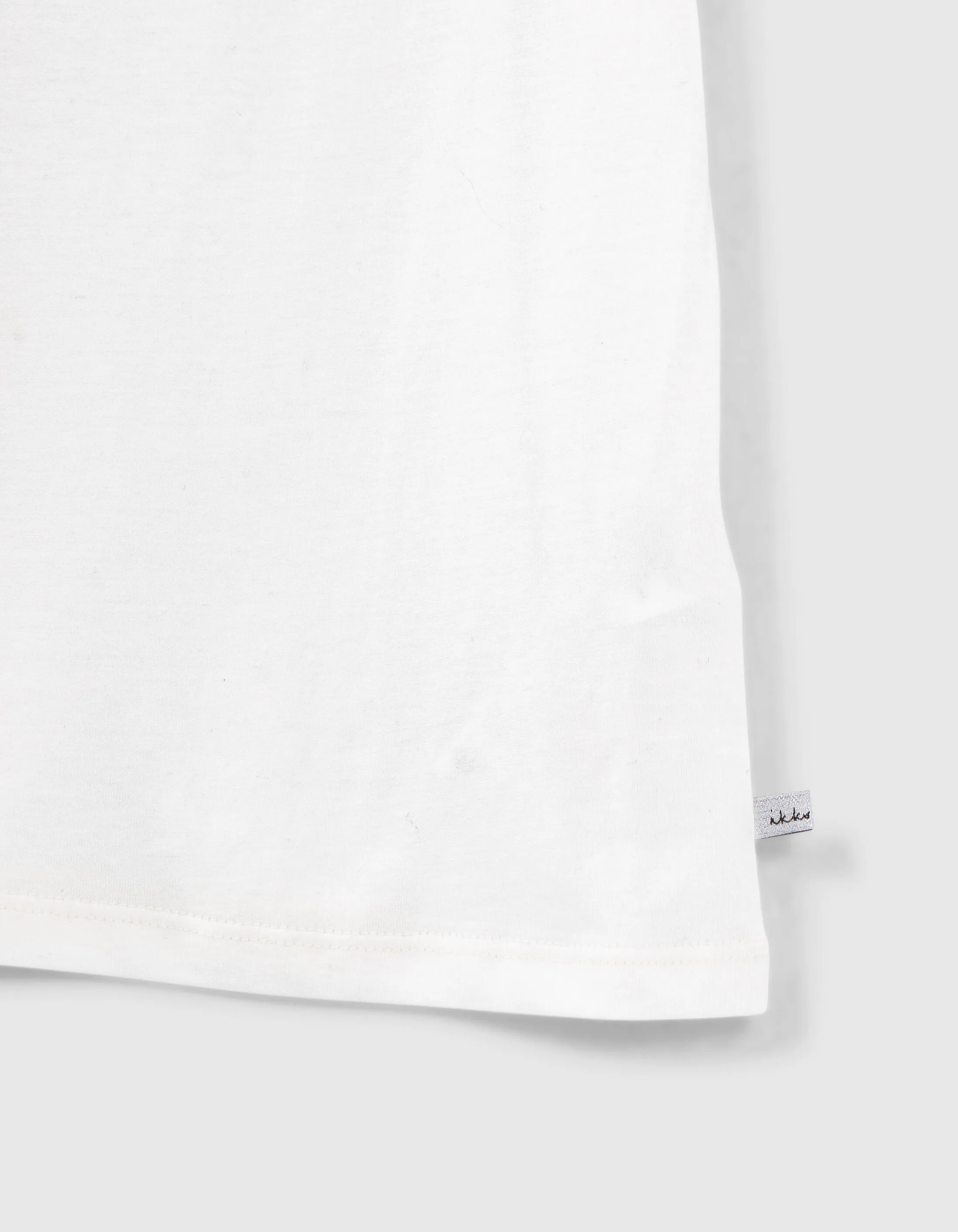 T-shirt blanc cassé col bijou fille
