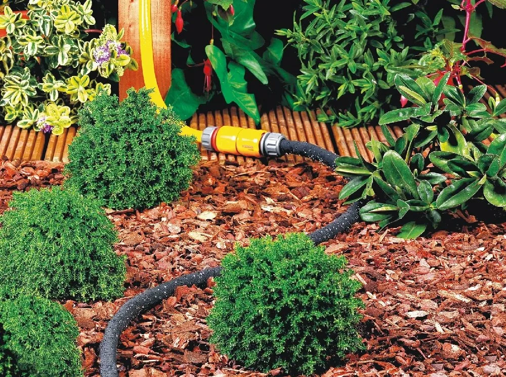 Tuyau poreux pour arroser des jeunes plantes, des haies et des jardins potagers 13mm - 10m